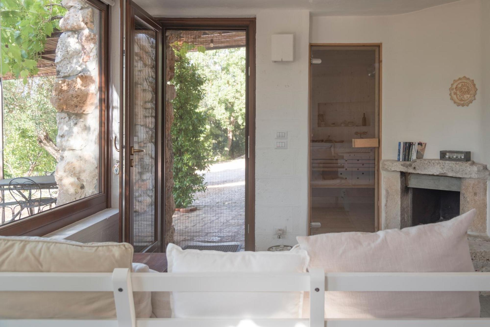 Dimora Casanoja Guest House Noci Rom bilde